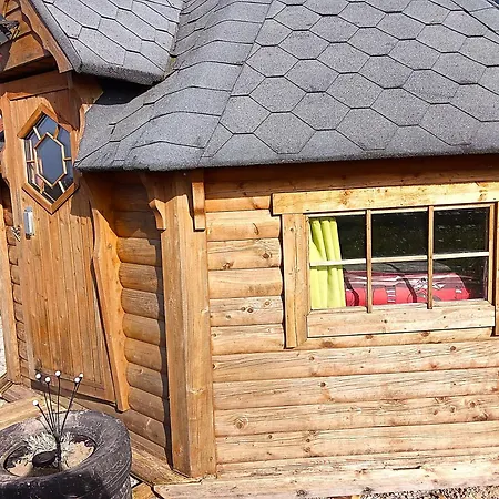 Kota En Normandie * Couvains (Orne)